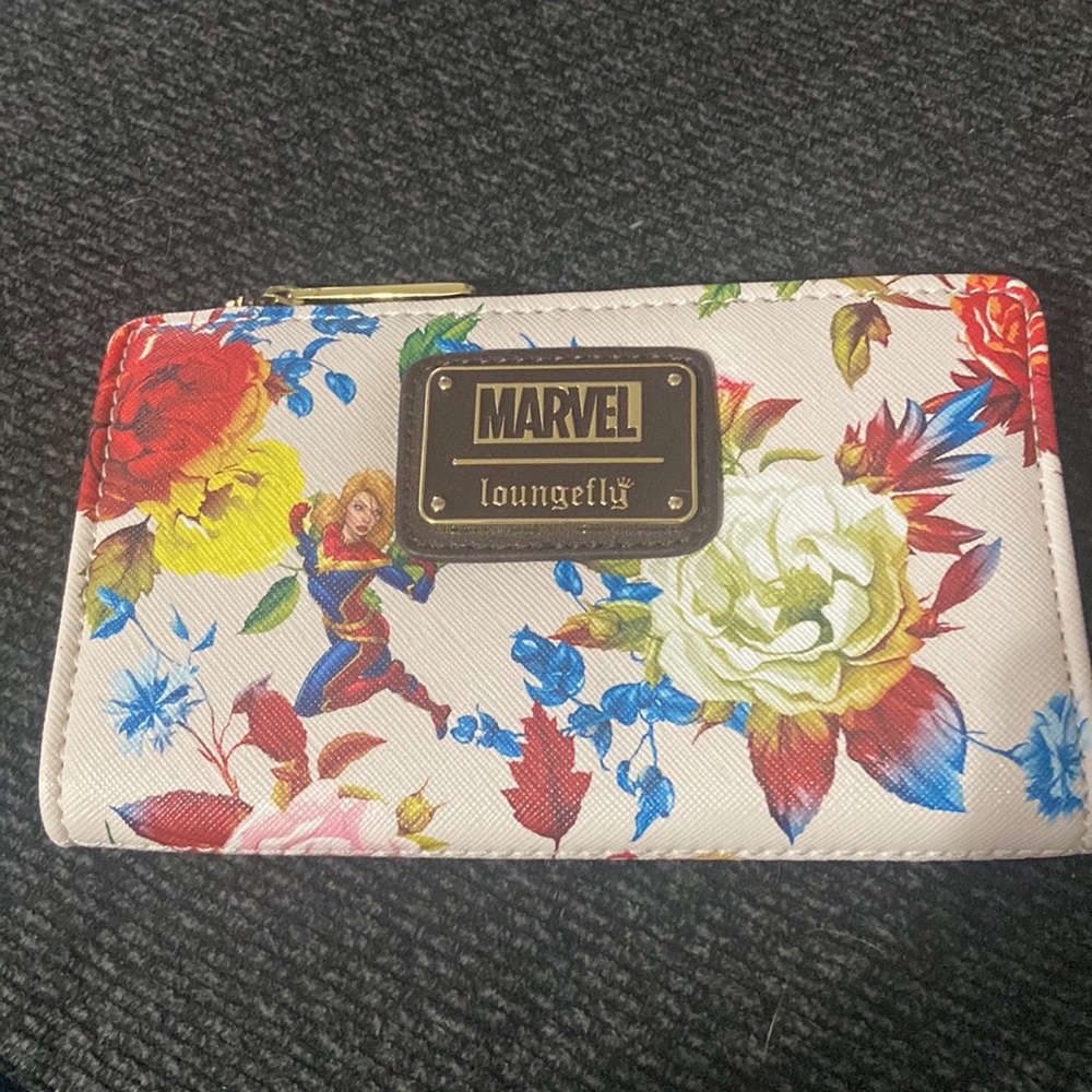 Disney Marvel Captain Marvel Loungefly wallet like new